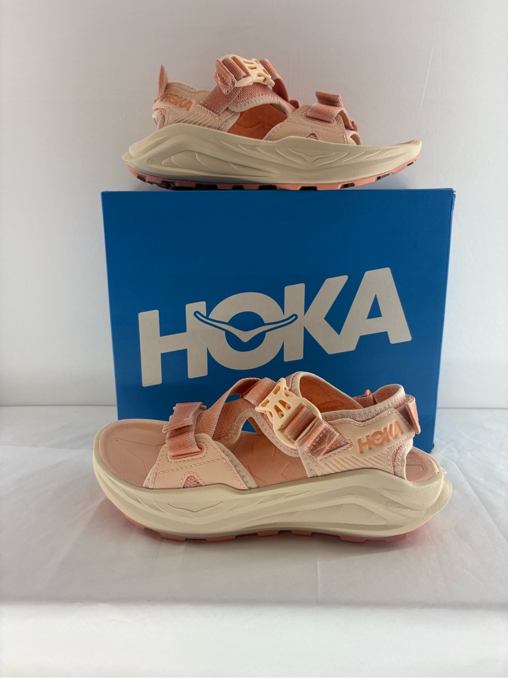 Hoka Infiniti Hiking Strappy Cushioned Sandals women’s size 6.5